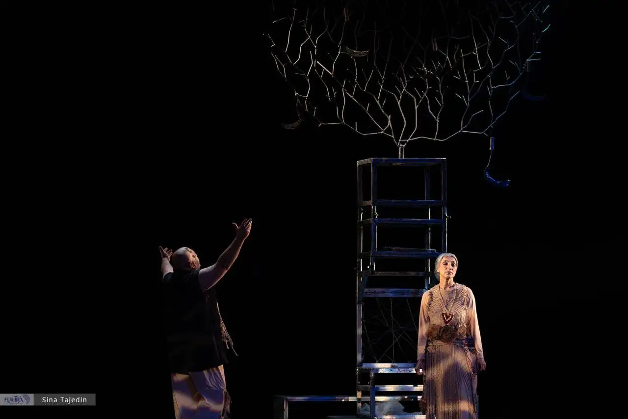 زنی که برای برگشت برکت به باغ به عقد درخت درآمد - گزارش تصویری نمایش (عروس انار)