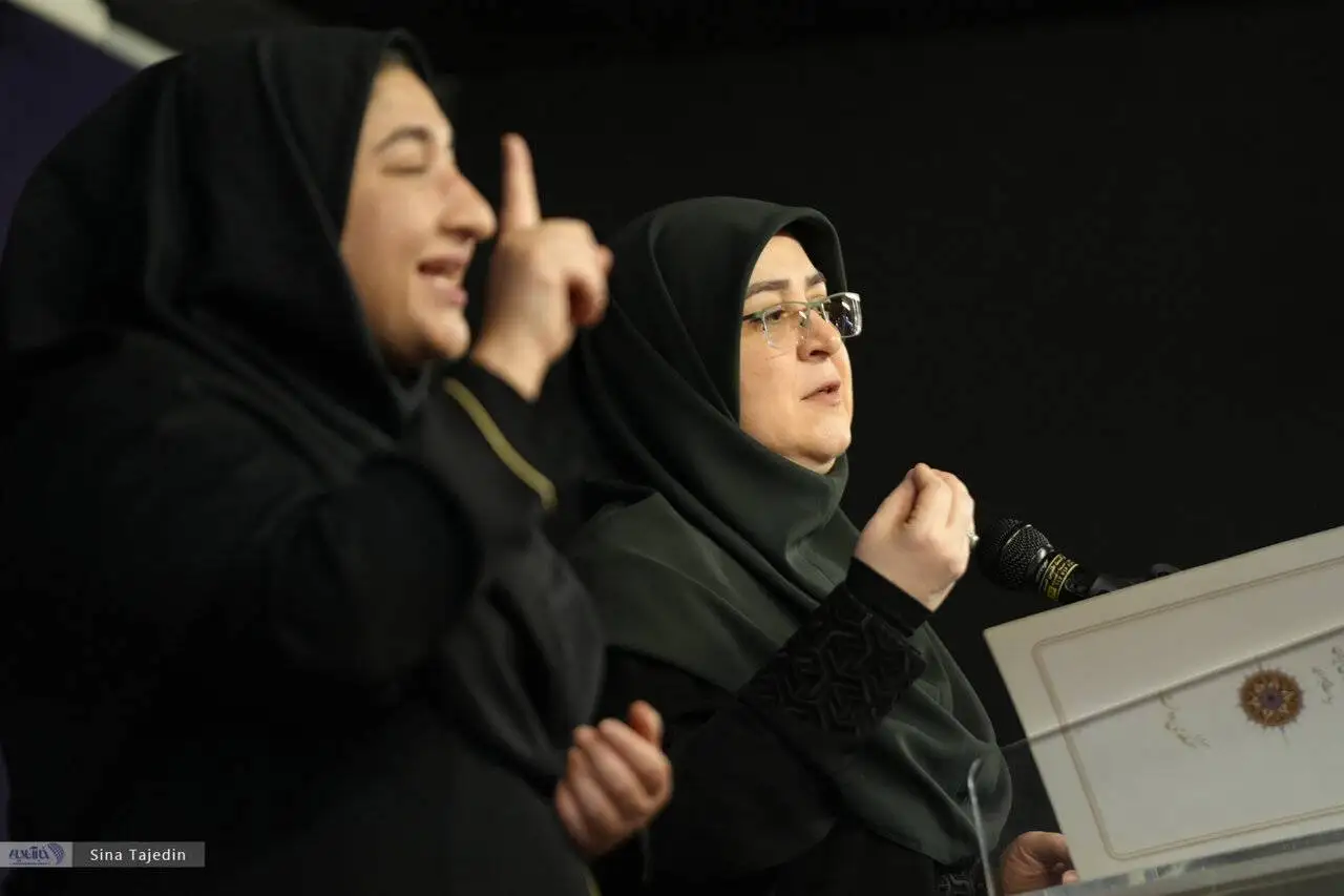 گزارش تصویری - جلسه خبری سخنگوی دولت در روزنامه ایران