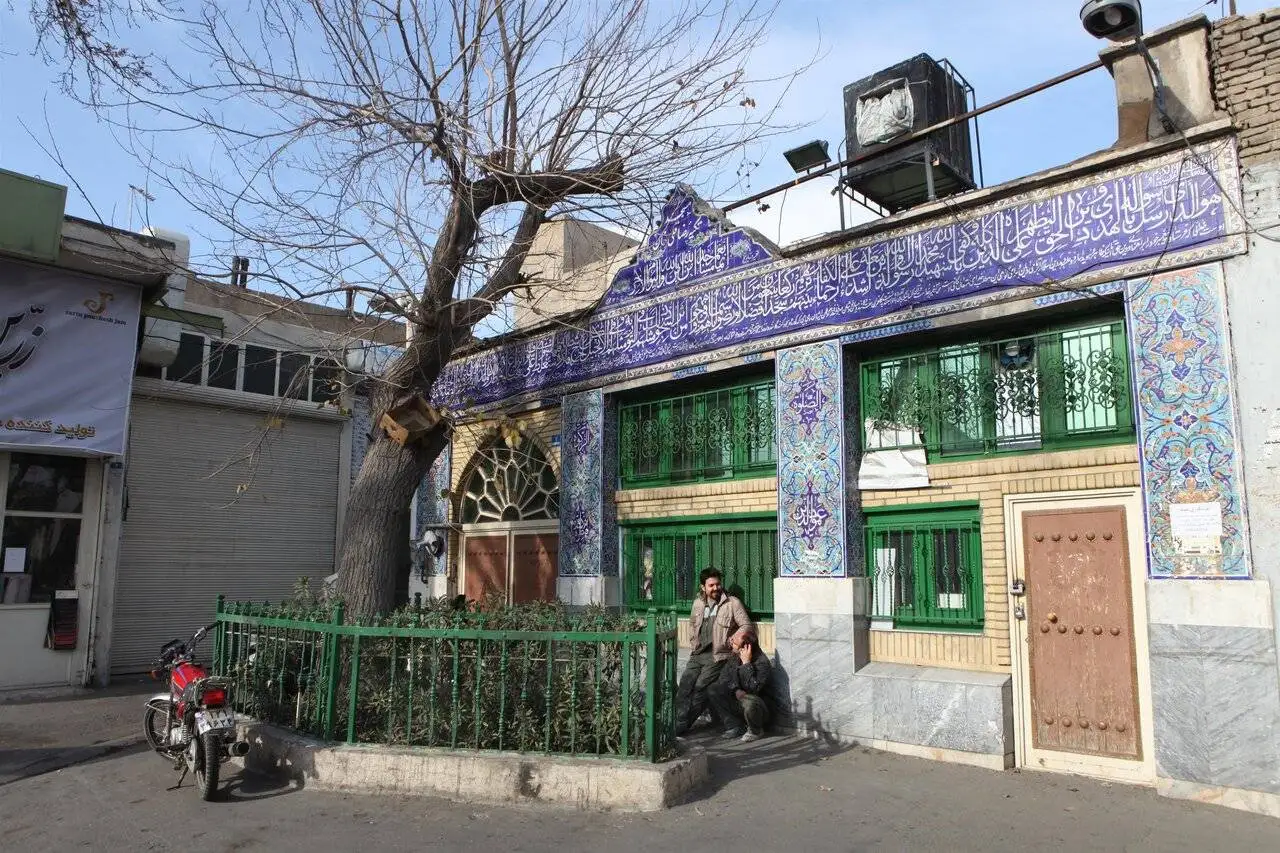 از تکیه رضاقلی خان تا درخونگاه