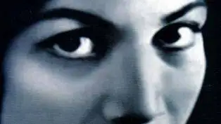 قشنگ ترین شعر فروغ فرخزاد درمورد خاموشی انسان در مقابل زندگی، هزار سال هم بگذره هیچ وقت قدیمی نمیشه - کودکی با بادبادکهای رنگینش