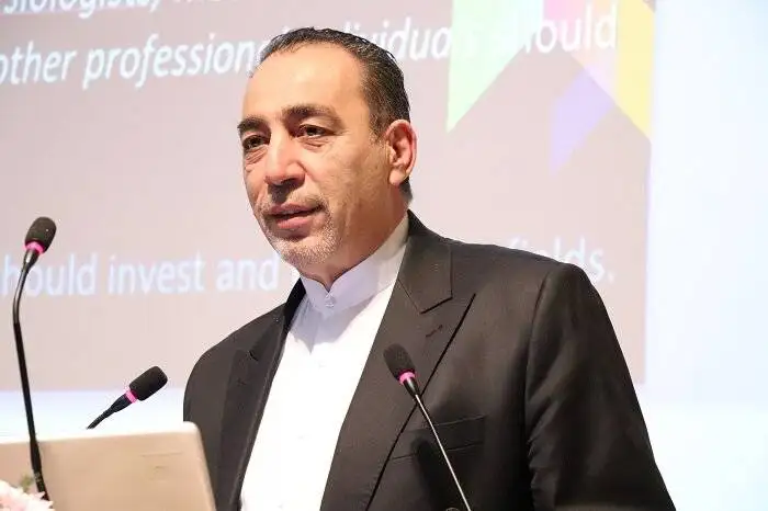 چرا صنعت دارو گرفتار کمبود، گرانی، چالش های ارزی و بی پولی شده؟